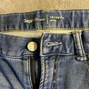 GAP Kids  jeans 16 regular slim fit classic blue denim wash in great shape.